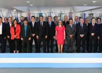 Massa consiguó el respaldo de 19 gobernadores