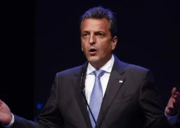 Massa sobre Insaurralde: «Fue un error grave y había que demostrar que no somos todo lo mismo»