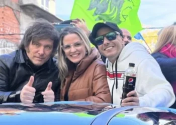 Milei prepara una visita «sorpresa» en la provincia de Buenos Aires y sorteó su dieta de diputado