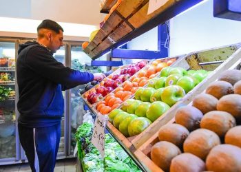 Precios de frutas y verduras: “Cada artículo tiene una historia para explicar sobre por qué baja o por qué sube la mercadería”
