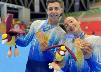 Patina desde los cuatro años y volvió con su medalla de bronce a Mendoza