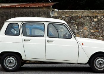 Le robaron el auto hace 30 años y su hijo le hizo el regalo más emocionante de su vida: “No paraba de llorar”