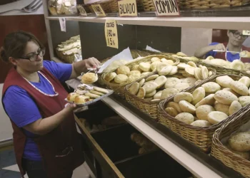 Suben el pan, las tortitas y las facturas en Mendoza: esto cuestan desde hoy