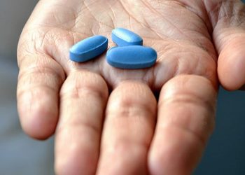Tomó viagra y perdió la visión en un ojo: qué dicen los médicos