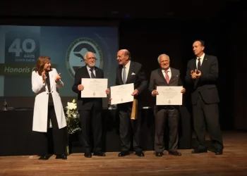 El emotivo homenaje de la UNCuyo a los ex jueces que condenaron a las juntas militares