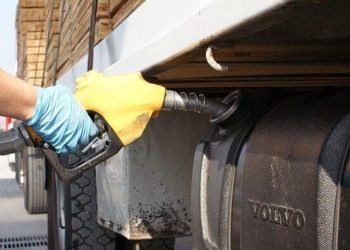 Transportistas advierten sobre el faltante de combustible y el peligro de desabastecimiento en Mendoza