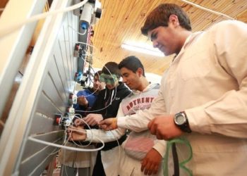 Invitan a la comunidad a conocer una nueva edición de la Expotécnica de la escuela Bernardino Izuel