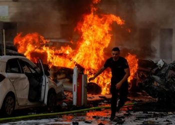 Israel se declaró en guerra tras un ataque sorpresa  de Hamás desde la Franja de Gaza: hay más de 200 muertos