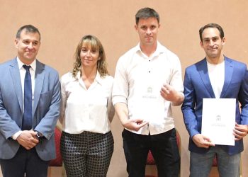 Diputados distinguieron a dos sanrafaelinos por su software que identifica la probabilidad de que ocurran hechos de violencia doméstica