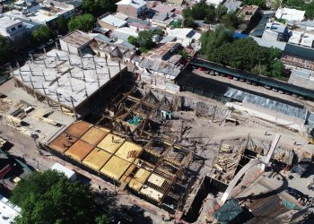 La antigua terminal se transforma en un moderno centro comercial: “Ya empezó a tomar su fisionomía”