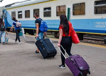 Comenzará la venta de pasajes de trenes de larga distancia para diciembre y enero