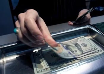 El Gobierno descongela el precio del dólar oficial: subirá 3% hasta fin de mes