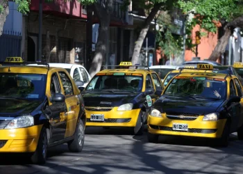 Es oficial: tomarse un taxi o remis costará un 66% más caro