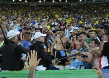 FIFA abrió un expediente contra Brasil y Argentina por los incidentes en el Maracaná