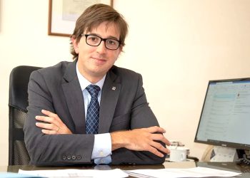 Pagano: «Se entiende que ese ajuste va a recaer más sobre el costo político que sobre los trabajadores del sector público»