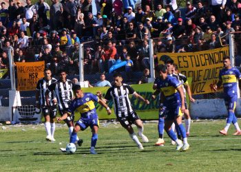 Torneo Regional: Huracán se quedó con el Clásico del Sur, Pedal igualó ante Vialidad