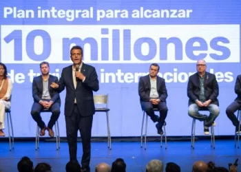 Massa criticó la propuesta de Milei de eliminar la coparticipación y cortar relaciones con Brasil