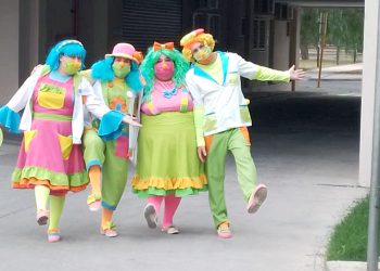 El poder de la sonrisa: la importancia del trabajo de los Payamédicos