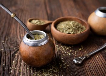 Yerba mate: se acordó un aumento escalonado del 108% en el precio hasta marzo de 2024