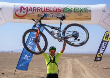 El ciclista sanrafaelino René Lifona, radicado en España, ganó una carrera en Marruecos de 500 kms. y se prepara para hacer historia
