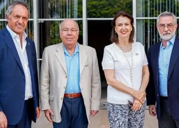 Scioli conservará su puesto como embajador en Brasil y su misión será mejorar la relación del nuevo gobierno con Lula