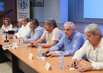 Se reunió la CGT para analizar anuncios de Milei: «Tiene que cumplir los contratos con la ciudadanía»