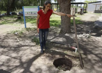 Una escuela de Mendoza reutiliza unos 16 mil litros de aguas grises que terminarían en la cloaca 