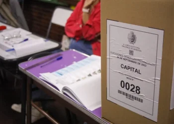 Quiénes son los estatales que cobrarán el “ítem elecciones” en Mendoza