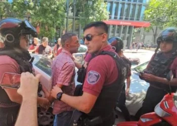 Detienen al agresor que le arrojó un botellazo a Milei: “No quise lastimar a nadie”