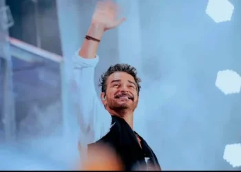 Arjona se retira indefinidamente por problemas de salud