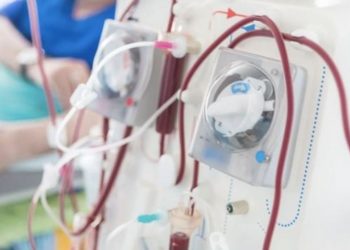 La salud en crisis: Advierten por la falta de insumos médicos para diálisis y hay unos 30.000 pacientes en peligro