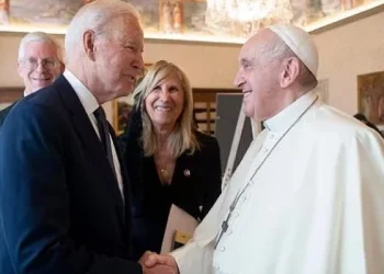 Biden celebró que el Papa autorizara la bendición de la Iglesia a las uniones entre personas del mismo sexo