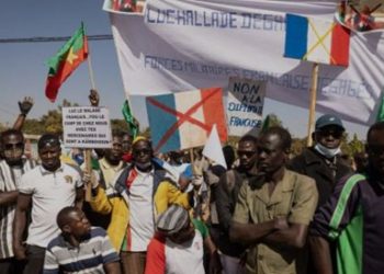 Burkina Faso impulsa eliminar el francés como idioma oficial