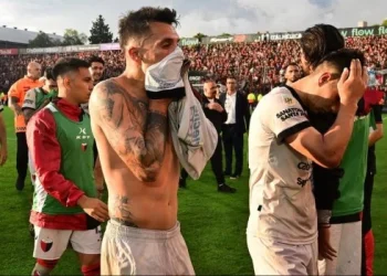 Colón le pide a la AFA que anule su descenso a la Primera Nacional