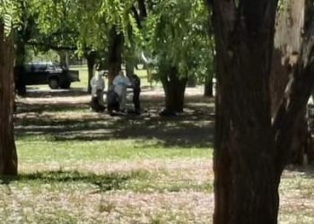 Dolor en la comunidad: un joven de 17 años se quitó la vida en el parque Yrigoyen