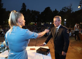 Omar Félix asumió formalmente la intendencia de San Rafael en un acto colmado en Plaza San Martín