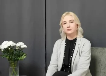 Impugnaron la candidatura presidencial de una periodista rusa, opositora al régimen de Putin