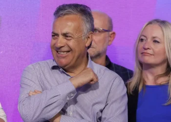 Los detalles de la asunción de Alfredo Cornejo