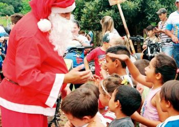 Papá Noel llegará con sorpresas este jueves a El Nihuil para celebrar la Navidad