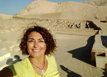 Silvana Yomaha se prepara para la 4ª campaña de exploración de la tumba de Amenmose en Egipto