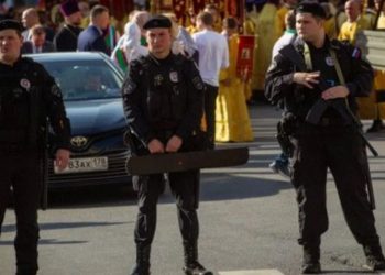 Violencia escolar: Estudiante de 14 años mató a una compañera e hirió a otros cinco en Rusia
