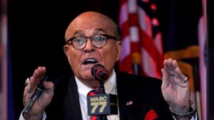 Giuliani, aliado de Trump, se declaró en quiebra tras sentencia en su contra de 148 millones dólares