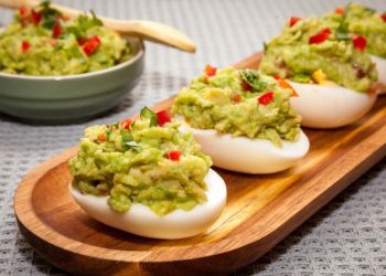 Huevos rellenos para Navidad: trucos para que salgan perfectos y sabrosos