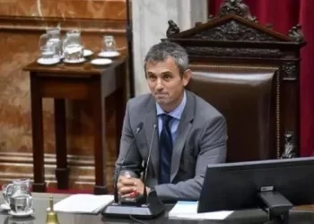 ​»No se negocia el norte ni ideas pero sí se aceptan sugerencias», dijo Menem sobre la ley ómnibus