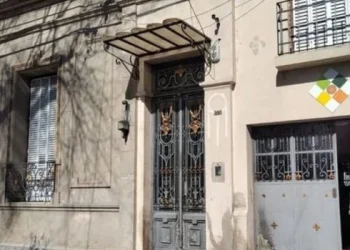 Nuevas amenazas contra Pullaro: arrojaron una molotov en una casa donde viven jubilados