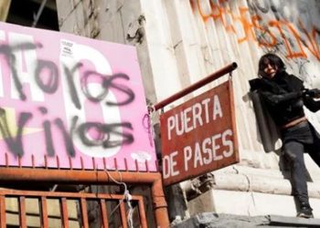Activistas protestaron ante el regreso de las corridas de toros en la Ciudad de México