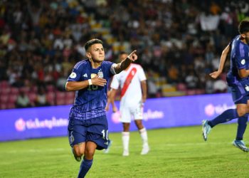 Argentina venció a Perú y se subió a la cima del grupo en el Preolímpico