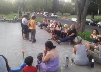 Con críticas al Gobierno Nacional: se desarrolló una “Asamblea popular por la democracia”