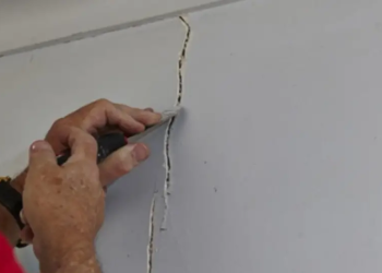 Trucos caseros: Cómo reparar grietas y hendiduras en las paredes