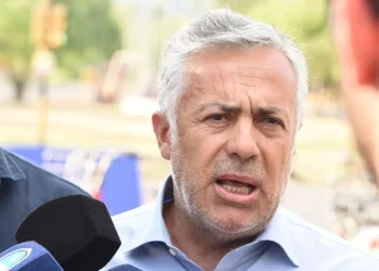 Cornejo advirtió que Mendoza tendrá “problemas importantes si en algunos meses no mejora la recaudación”